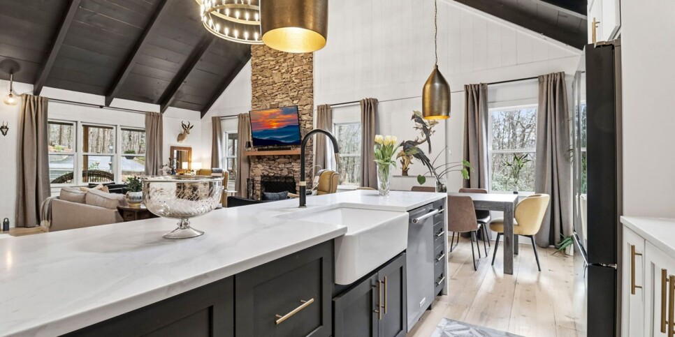Big Canoe - Long & Short of It - Kitchen