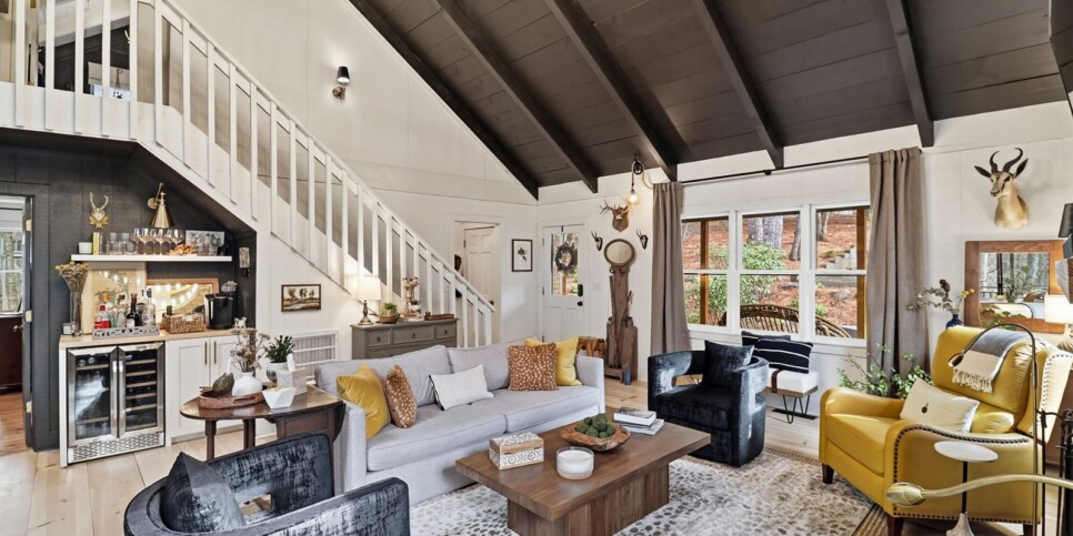 Big Canoe - Long & Short of It - Living Room