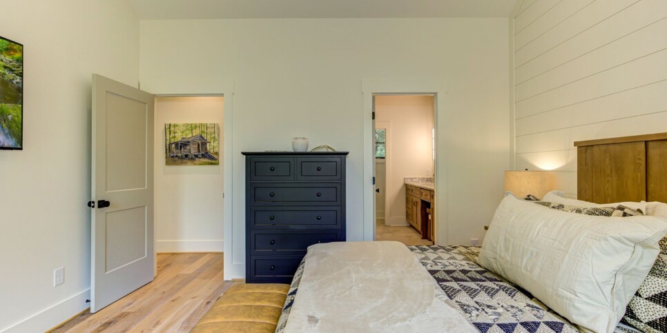 Big Canoe - Mountain Mama - Bedroom