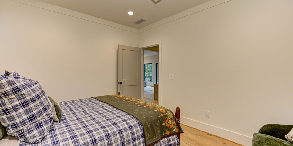 Big Canoe - Mountain Mama - Bedroom
