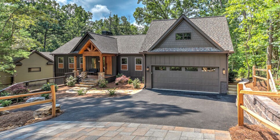 Big Canoe - Mountain Mama - Exterior