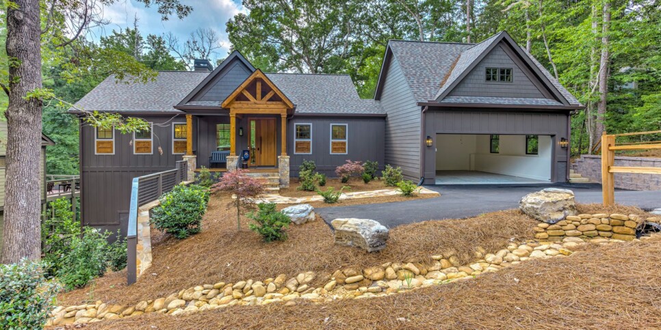 Big Canoe - Mountain Mama - Exterior