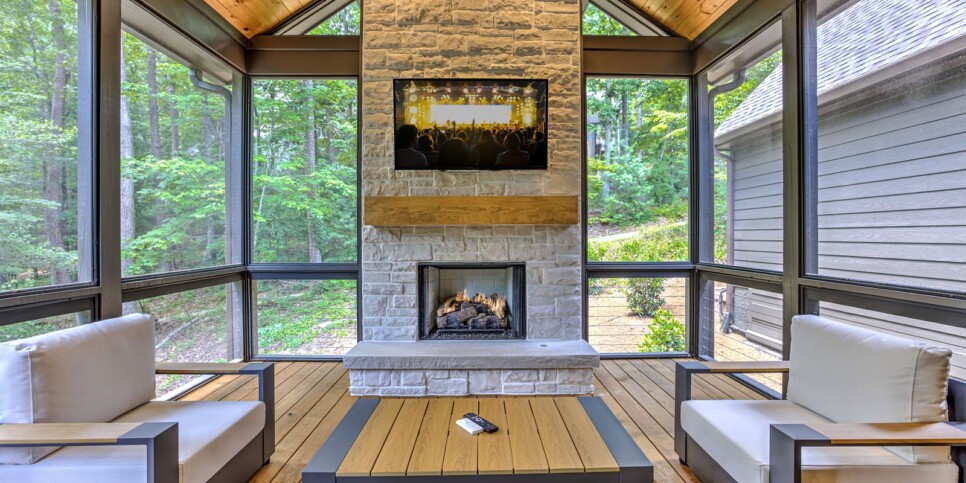 Big Canoe - Mountain Mama - Exterior