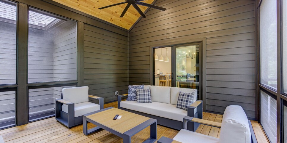 Big Canoe - Mountain Mama - Exterior