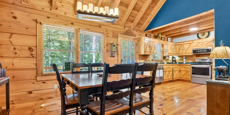 Blue Ridge Chestnut Bearcation Kitchen
