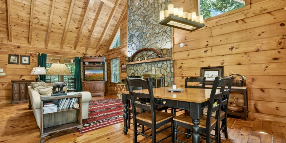 Blue Ridge Chestnut Bearcation Living Room