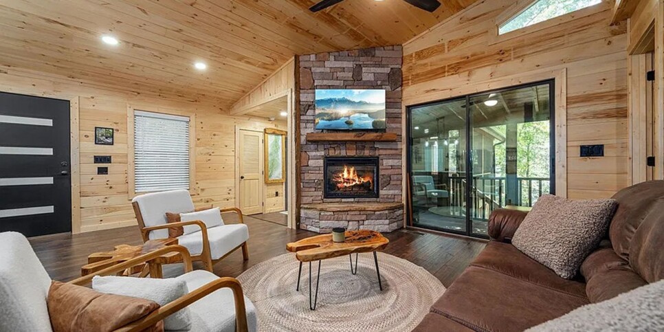Blue Ridge - The Goathouse - Temporary Photos
