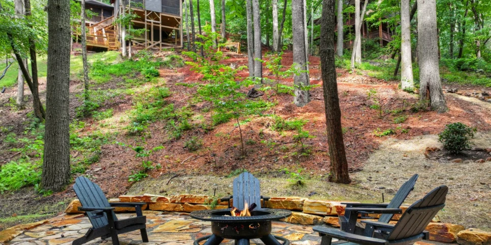 Ellijay The Goathouse Exterior