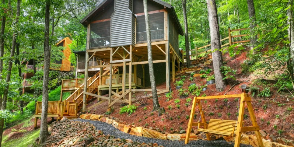 Ellijay The Goathouse Exterior