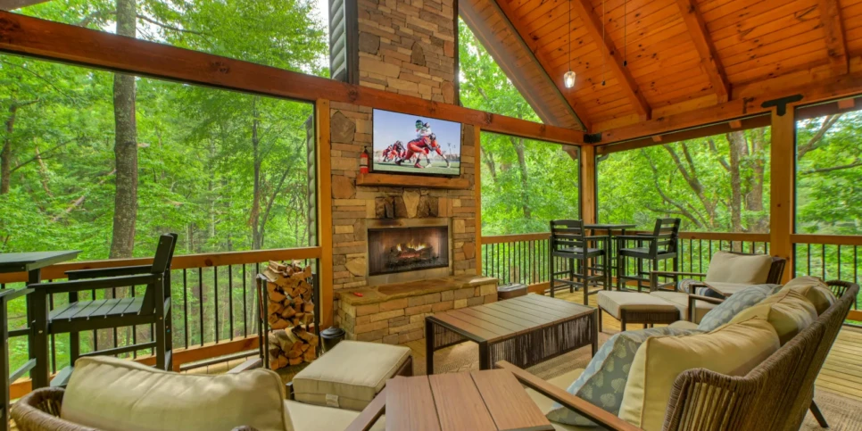 Ellijay The Goathouse Exterior