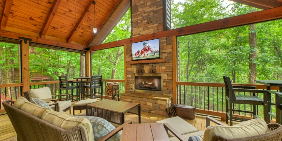 Ellijay The Goathouse Exterior