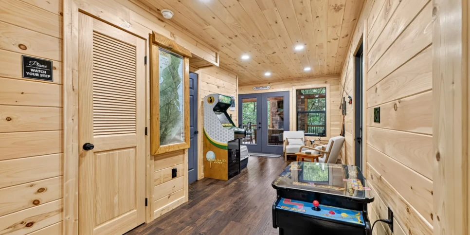 Ellijay The Goathouse Rec Room
