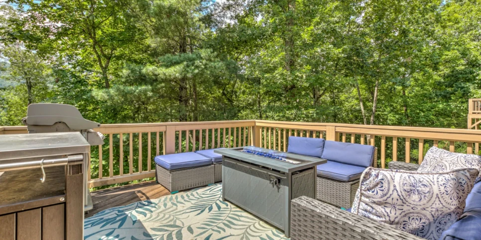Big Canoe Bear Bluff Exterior
