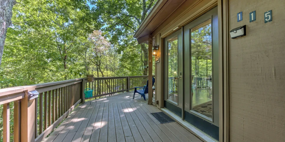 Big Canoe Treehouse Mountain Exterior