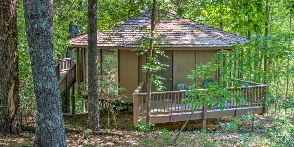 Big Canoe Treehouse Mountain Exterior
