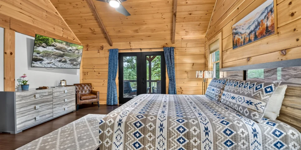 Blue Ridge Retreat On Wolf Creek Bedroom