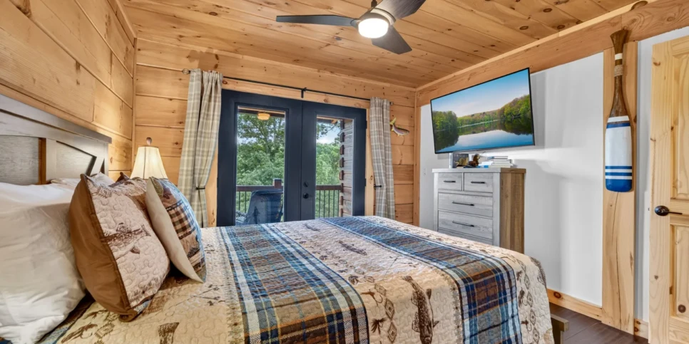 Blue Ridge Retreat On Wolf Creek Bedroom