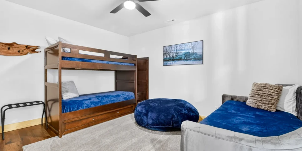 Blue Ridge Retreat On Wolf Creek Bedroom