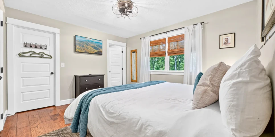 Blue Ridge Davis Hideaway Bedroom