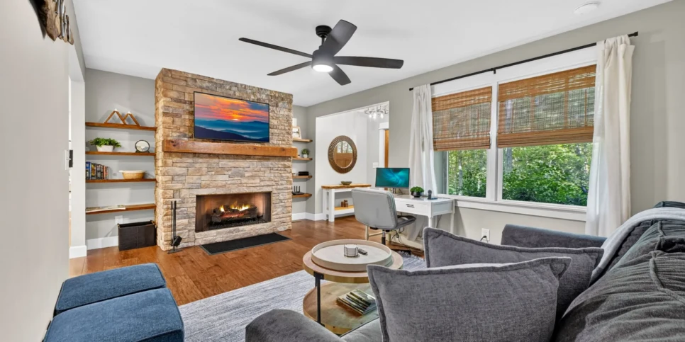Blue Ridge Davis Hideaway Living Room