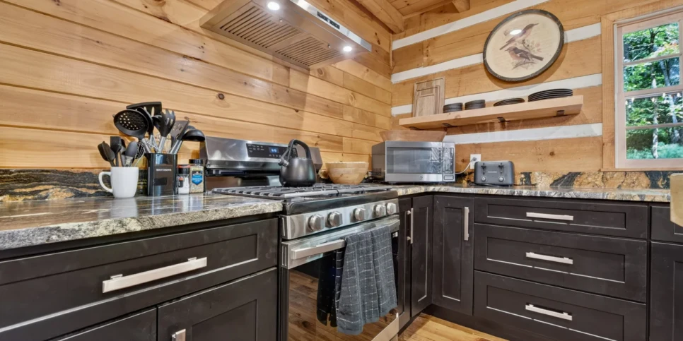 Blue Ridge Deer Haven Kitchen