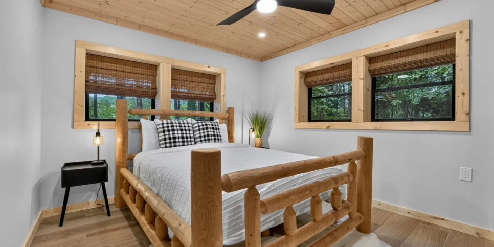 Blue Ridge Hothouse Creek Retreat Bedroom
