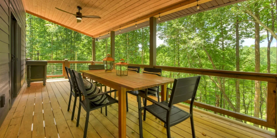Blue Ridge Hothouse Creek Retreat Exterior