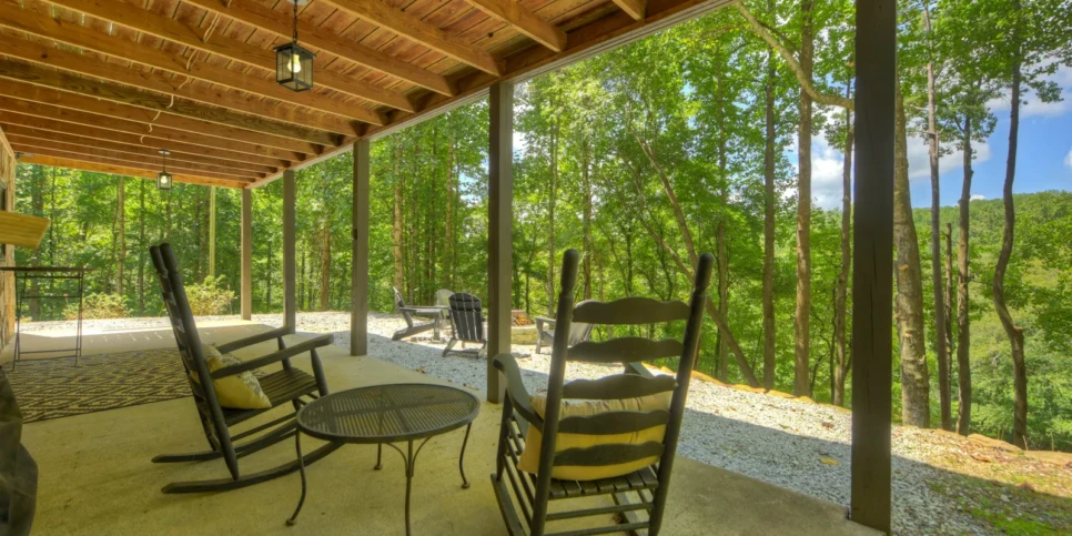 Blue Ridge Hothouse Creek Retreat Exterior