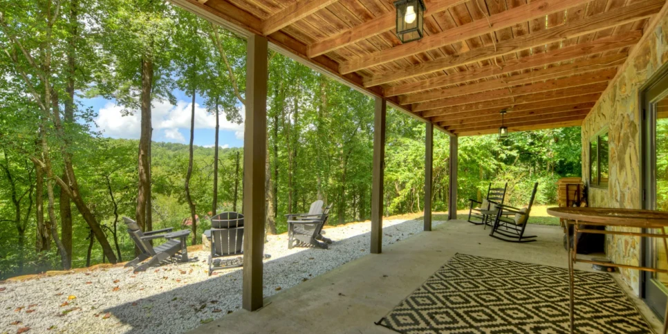 Blue Ridge Hothouse Creek Retreat Exterior