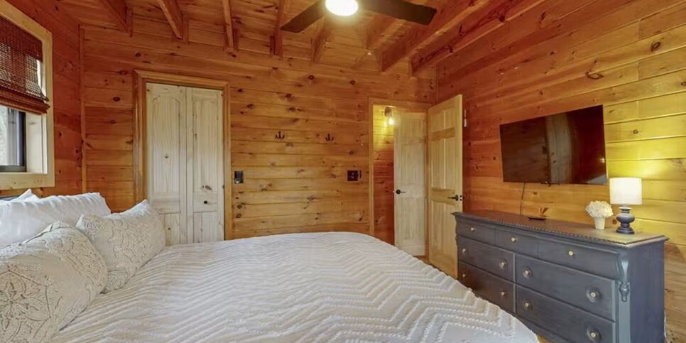 Blue Ridge - Hothouse Creek Retreat - Temporary Photos