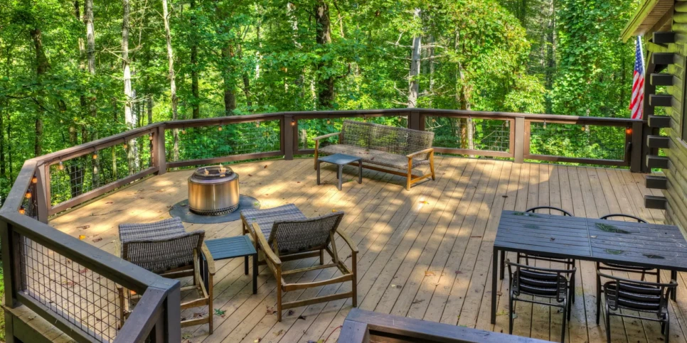 Blue Ridge Piney Mountain Perch Exterior